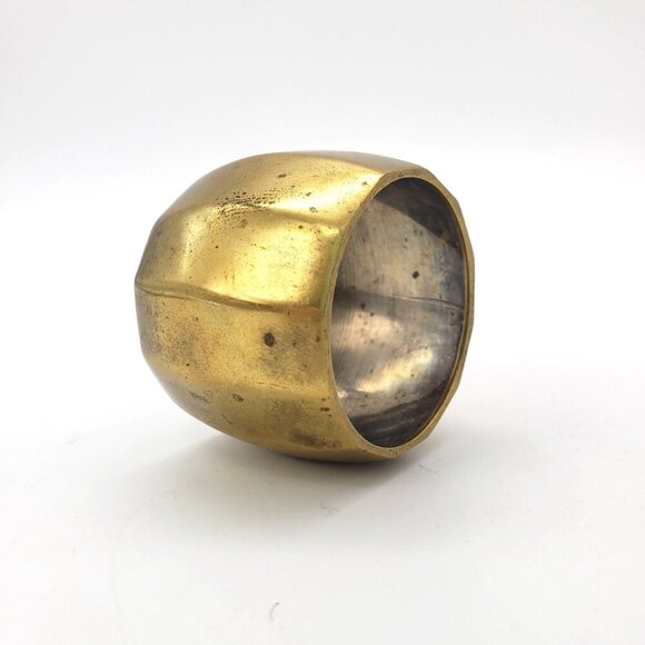 Set of 5 Vintage Solid Brass MCM Hollywood Regency 12 Sided Barrel Napkin Rings - Picture 3 of 7